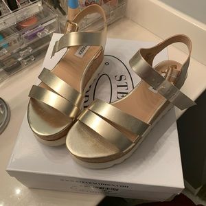 Platform Steve maddens!